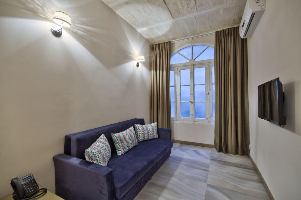 The British Suites La Valeta Exterior foto